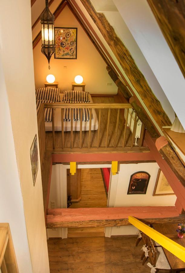 RefuKium Altstadtscheune Weißenburg in Bayern Exterior foto