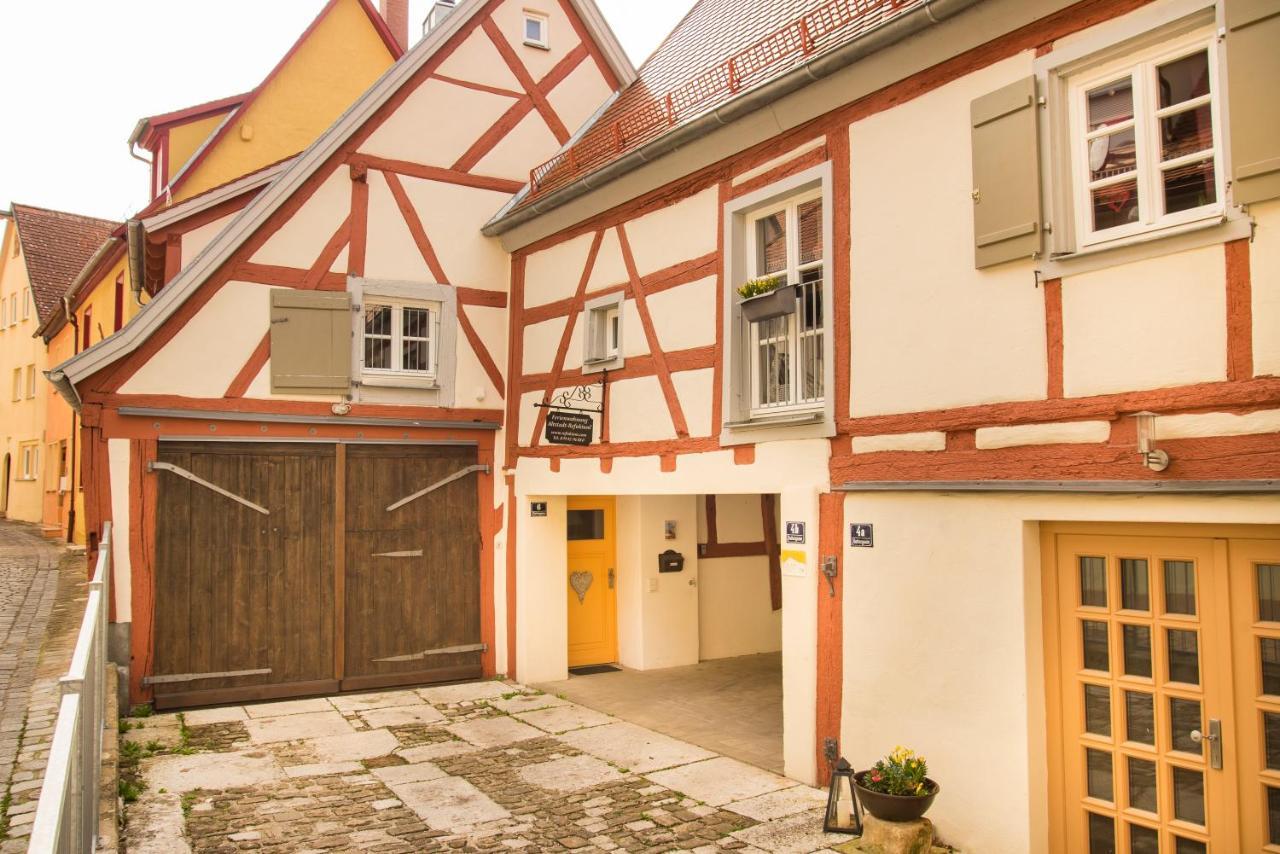 RefuKium Altstadtscheune Weißenburg in Bayern Exterior foto